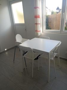 Appartements Le Bon Repos - Sejours professionnels et vacances en famille aux portes de Paris : Maisonnette