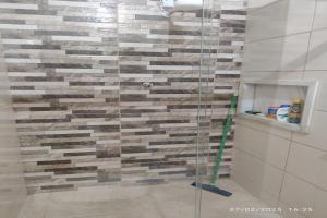 Excelente casa dois pavimentos