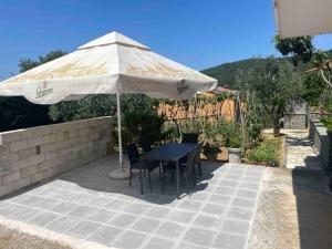 Apartment Lucija - Dekani