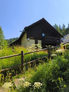 Chalets Chalet vue montagne nature a Abries Queyras : photos des chambres