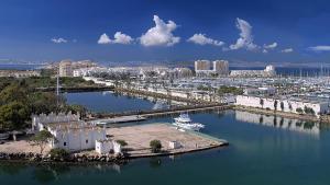 Veneziola Sunset Beach