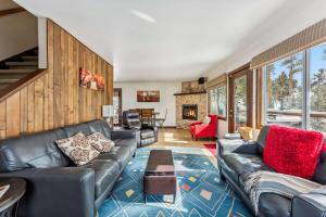 Quiet Alpine Escape With Hot Tub & Deck