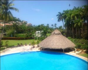 NEW loft on the beach with direct access