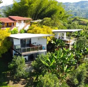 Hotel Campestre Alto lindo en Guatapé - Piedra El Peñol