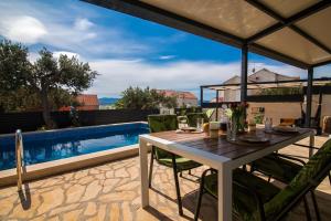 Oleum Family Home - free Zlatni Rat parking