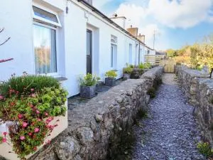 2 Pant Y Celyn - Llanllyfni