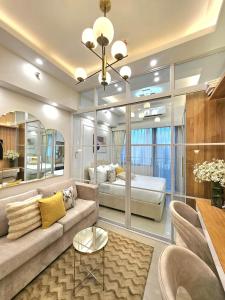 Franchelle Bliss - Shore 2 Residences Tower 1