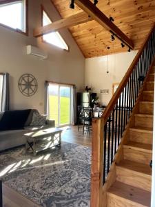 Farmhouse cabin close to Smugglers Notch