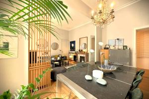 LIllustre-Elegant appartement hypercentre-Balcon