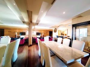 Artistic penthouse with amazing JBR Beach and sea view