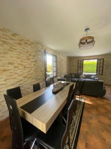 Villas BY NEPTUNE - La Maison Courtenay Piscine Privee, 4 Chambres : photos des chambres