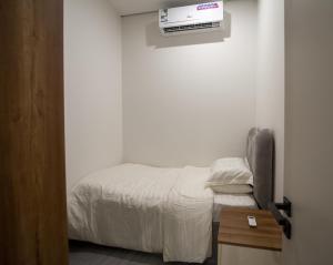 Darent Elite Two-Bedroom Apt AlRimal-7