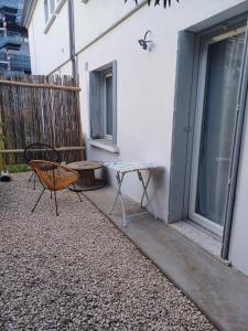 Studio neuf confortable à 10 min à pied de la gare