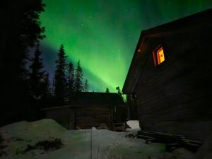 Hilltop Villa at Lake Porontima