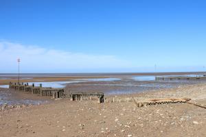 Beautiful Lodge At Manor Park Nearby Hunstanton Beach Ref 23021C