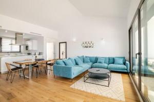 321 - Luxury Penthouse with amazing views