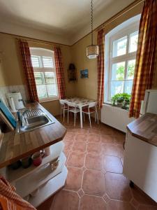 FeWo Weinberghaus "Zum Steinkauz"