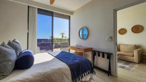 Infinity LG8 Beachfront Apartment