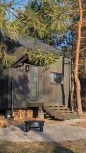 Будиночки для відпочинку ТРОХИ ДАЛІ - Borodany