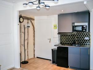 Appartements Nid douillet tout equipe, 6 min chateau d-Amboise : photos des chambres