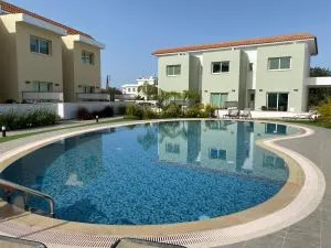 Luxury Townhouse Ten minutes from beach and Limassol center - 埃皮斯科皮