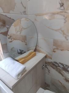 3BR Home Near Alexandra Park and City Free Parking