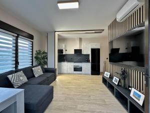 Flower Deluxe Bajo con Jardin 6083