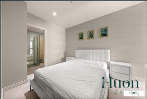 Penthouse style 4brmx4bath apt