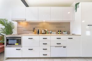 Hotel Drift 3201 Beachfront Accomodation