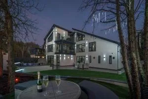 Luxury 7 Bed Durham Mansion Pool, Spa, Cinema - Plawsworth