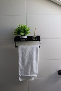 Cozy 1 room apartment close to University