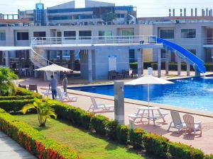 Ciudad Flamingo, Karnak