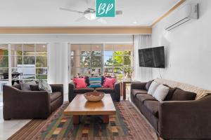 La Puntilla - Villas with Gated Beach Access