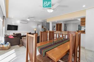 La Puntilla - Villas with Gated Beach Access