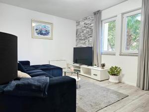 Luna - beach & city center