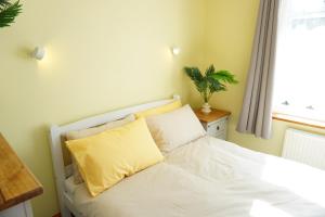 4 Bedroom Semi-Detached House