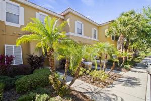 Cozy 3bd Townhouse Near Disney Encantada Resort