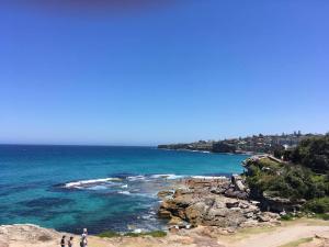 Ocean views Light-filled Bondi Beach Apartment