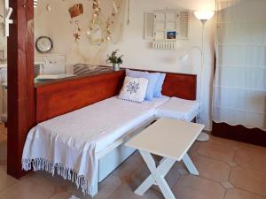 Apartments with parking space Baska, Krk - 24201