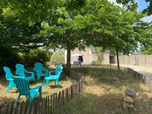 Maisons de vacances Maison traditionnelle avec jardin et activites, au calme pres de la mer - FR-1-306-1220 : photos des chambres