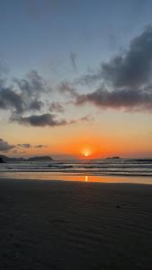 Loft 900 Pitangueiras Guarujá