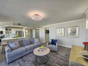 Superbly updated ocean view condo, 303 Brighton, full access condo