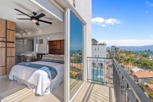 Life Bucerias - Golden Zone Condos with Pool and Gym