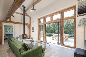 Ty Tylluan - Camrose