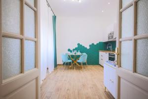 Casa Fen Palazzo Storico - Re di Roma metro A - 2camere2bagni