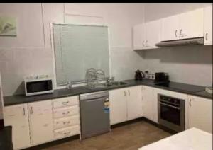 헌터 밸리 9 Ash Street Cessnock 싱글룸 로비