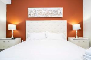 Gorgeous 2Bd Close to Disney at Storey Lake Resort