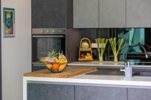 Villa Laura by See Residence -Near Cystal bay- Inclued Airport pick up