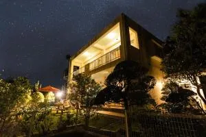 世界遺産やんばるの大自然を五感で堪能できる絶景ビューと贅沢空間が魅力の大型別荘めんそーれ - Johana