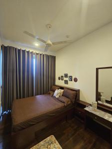 Capital Twin Peaks apartment